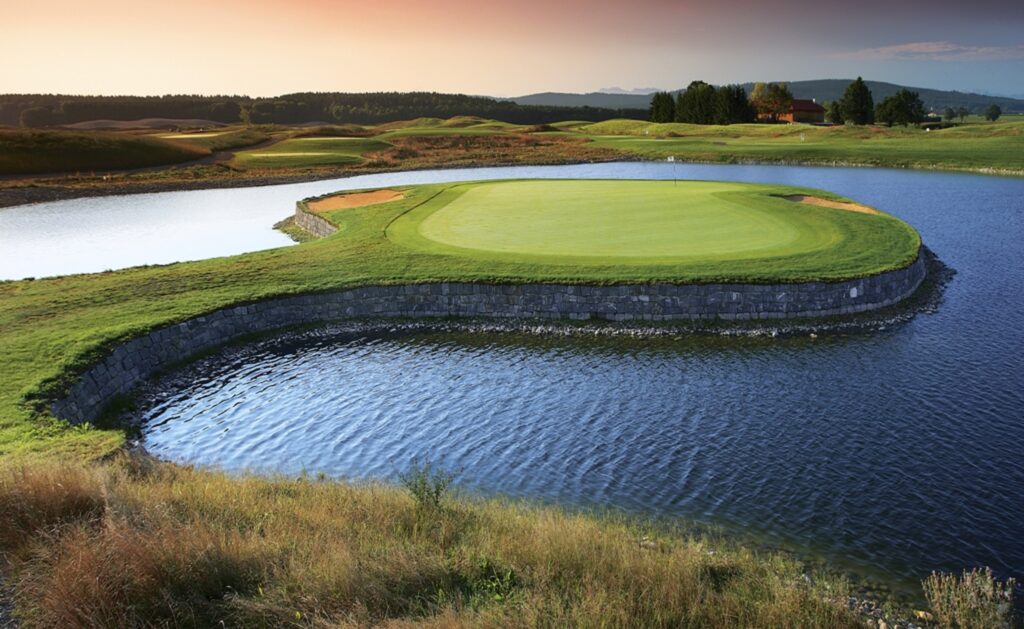 DIE GC VALLEY-KOLUMNE / MÄRZ 2026: MEIN TAUSEND METER LANGER ABSCHLAG